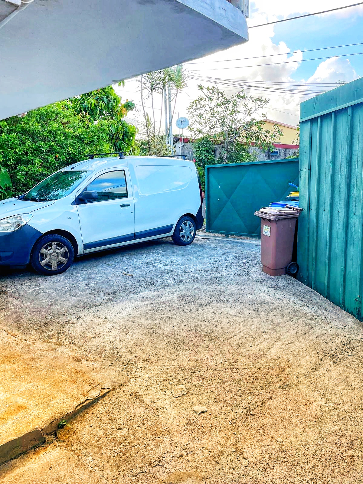 Parking sécurisé Sweet Home