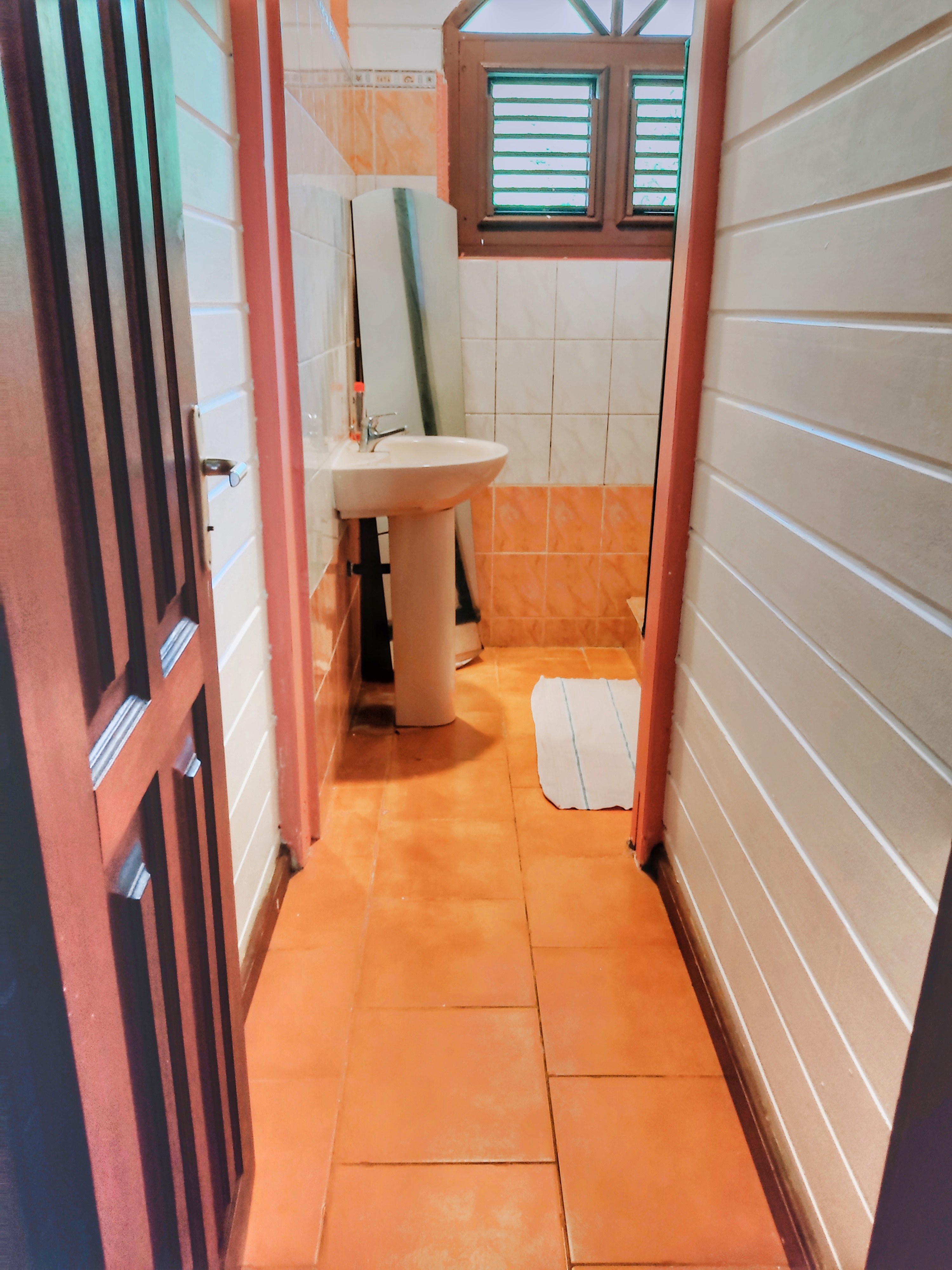 Deuxième Salle de bain